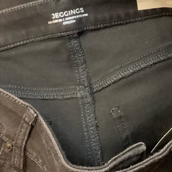 Chico’s fabulously black‎ jeggings size 2 - Picture 2 of 9